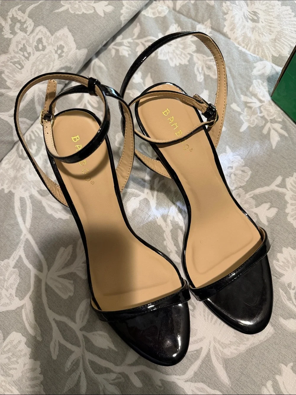 BAMBOO glossy black
